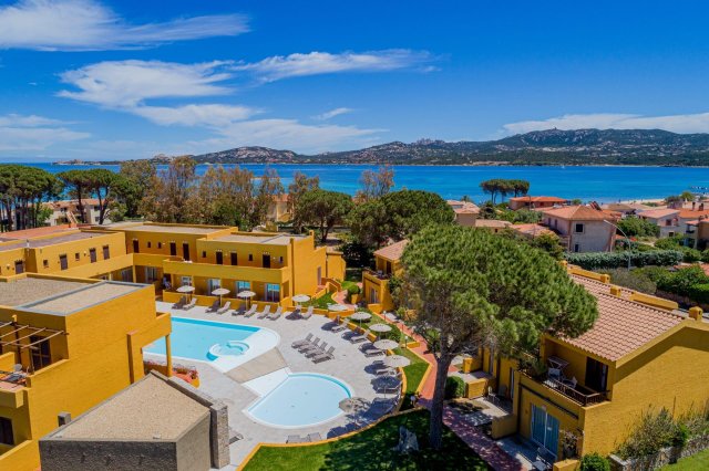 Blu Hotel Laconia Village 
