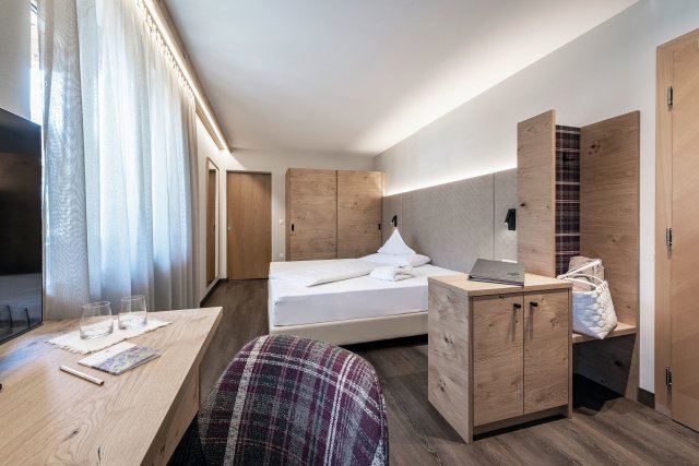 Einbettzimmer "Veilchen" (ca. 20m²) (1/2)