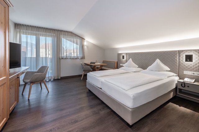 Suite "Yasmin" (ca. 55m²) "restyled" (1/3)