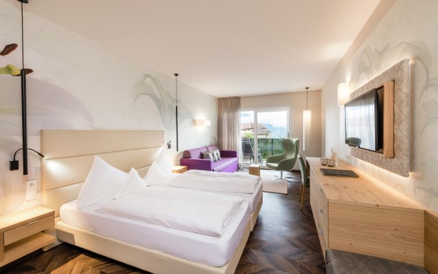 Doppelzimmer Deluxe "Lilie" (ca. 32m²) (1/3)