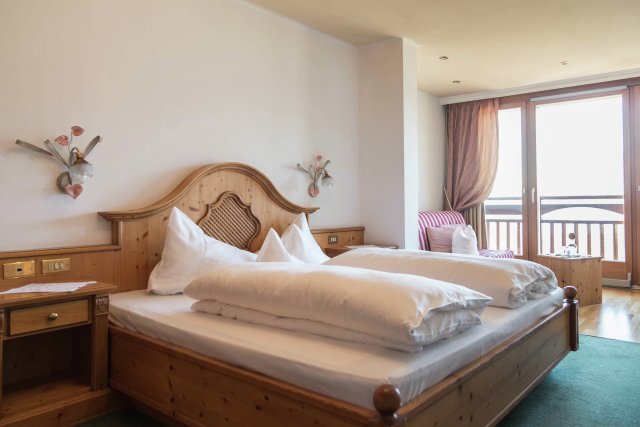 Rosenzimmer (1/2)