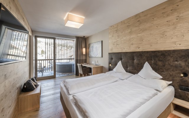 Suite Alpine Lifestyle (1/3)