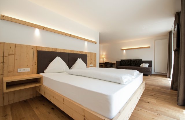 Doppelzimmer “Ahng” (1/3)