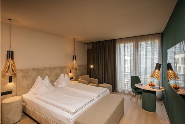 Doppelzimmer MeranO (1/3)