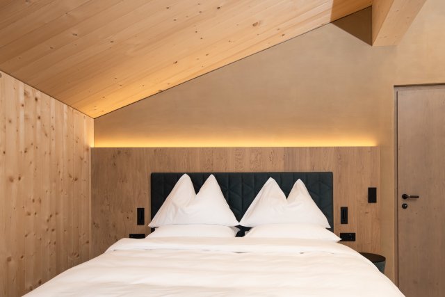 CURON SPA Suite (1/3)