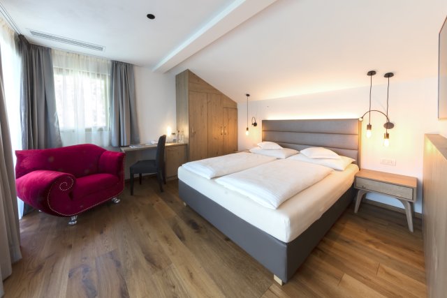 Double room "Kamin" (1/3)