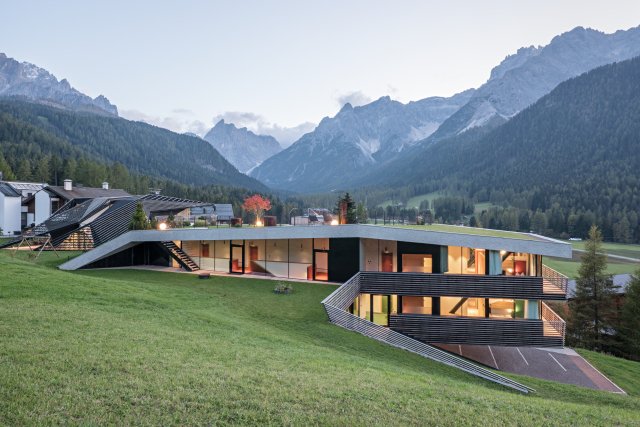 Strata Residence Paramount Alma 