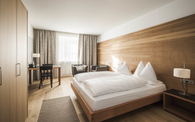 2-Bären-Zimmer (1/3)