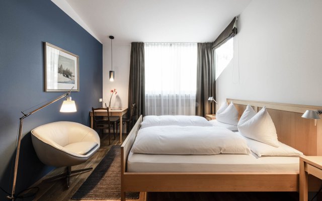 Ein-Bären-Zimmer (1/2)
