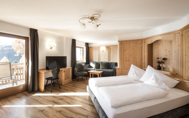 Juniorsuite mit Panoramablick (1/3)