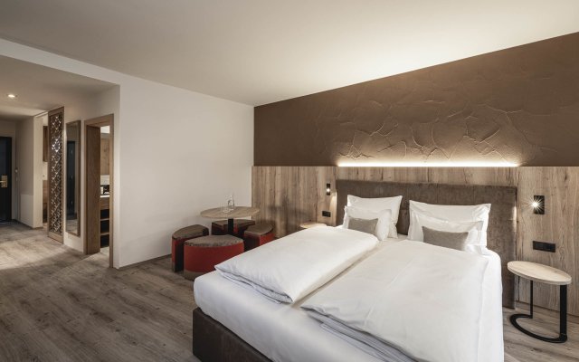 Deluxe Suite Plus (1/3)