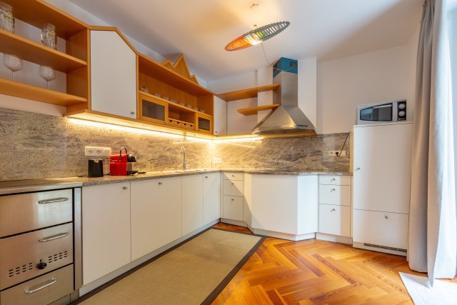 Villa Maria 601 (1/3)
