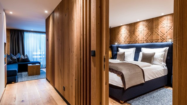 Junior Suite (1/3)
