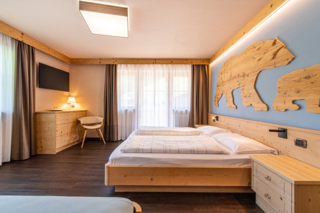Zimmer Sasslong (1/3)