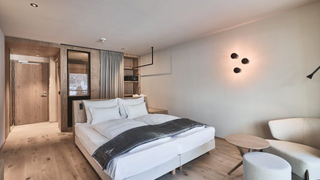 AMA Room (1/3)
