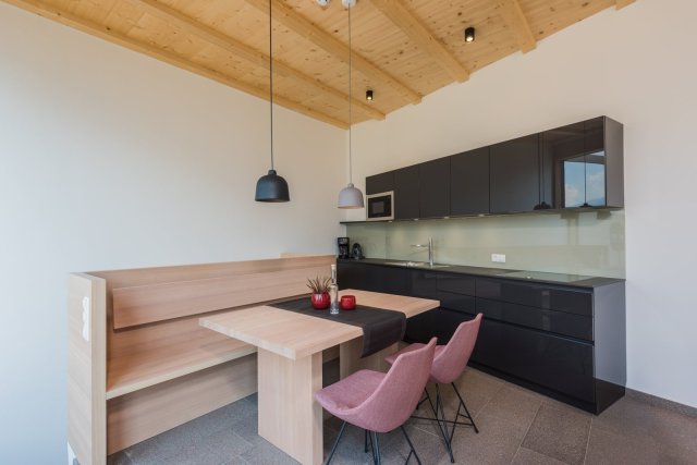 Penthouse Apartment (1/3)