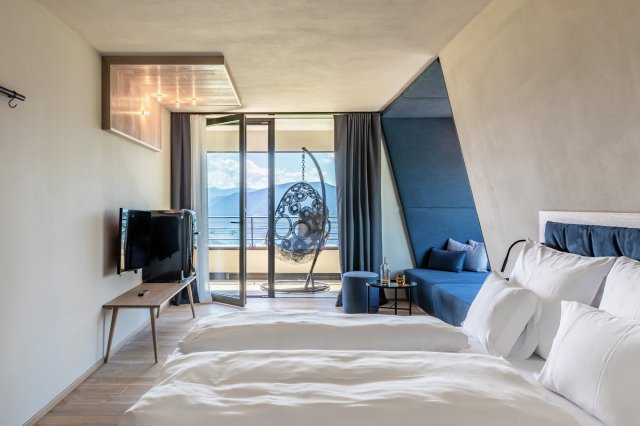 Lorenzi Suite (1/2)