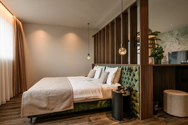 Solaria Sky Suite (1/3)