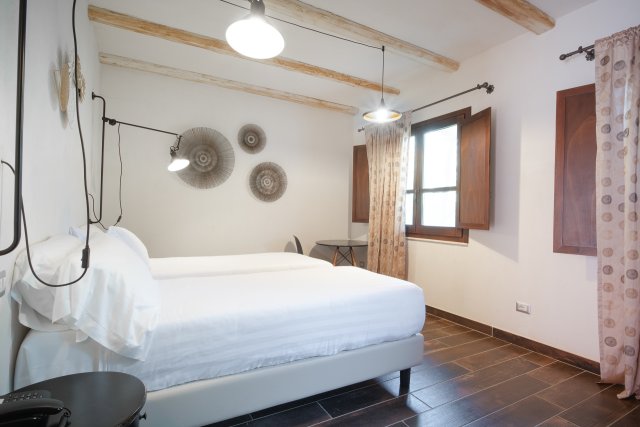 Doppelzimmer Deluxe (1/2)