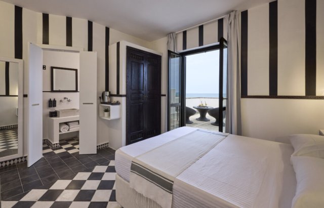 Standard Doppelzimmer mit Meerblick und Balkon  (1/2)