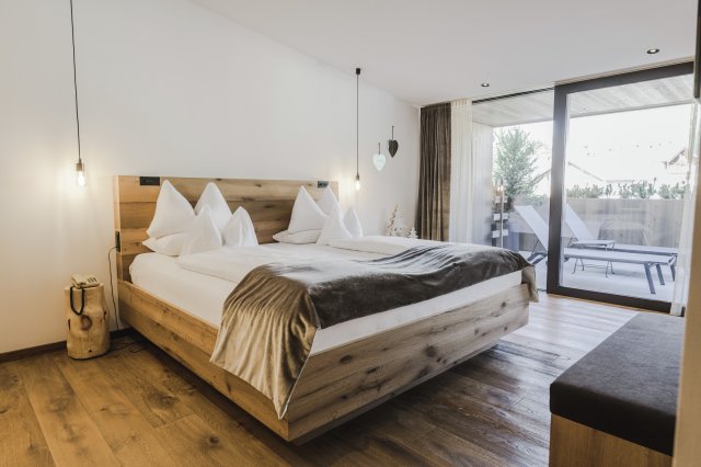 SUITE DOLOMITI (1/3)