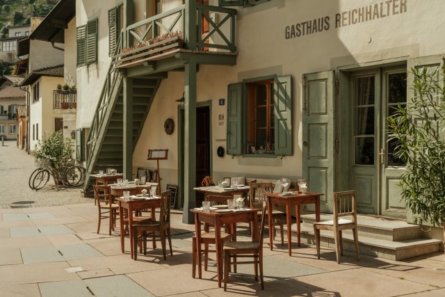 1477 Reichhalter Eat & Sleep