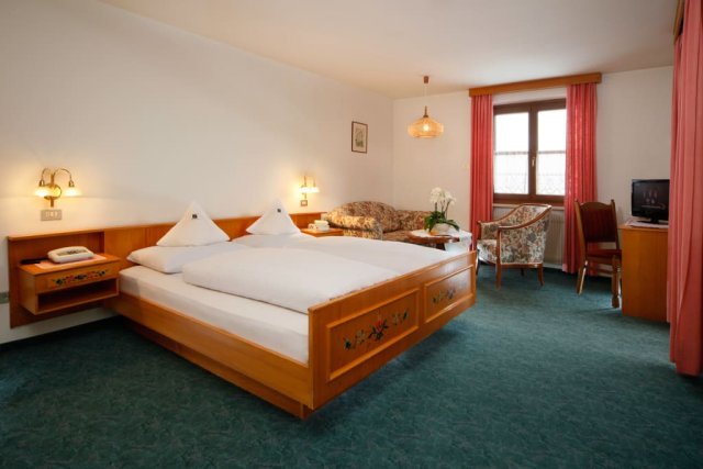 Standardzimmer Veilchen (1/3)
