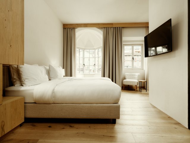Erker room (1/3)